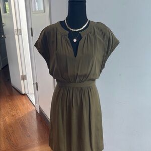 Madewell Olive Green Short Sleeve Dress